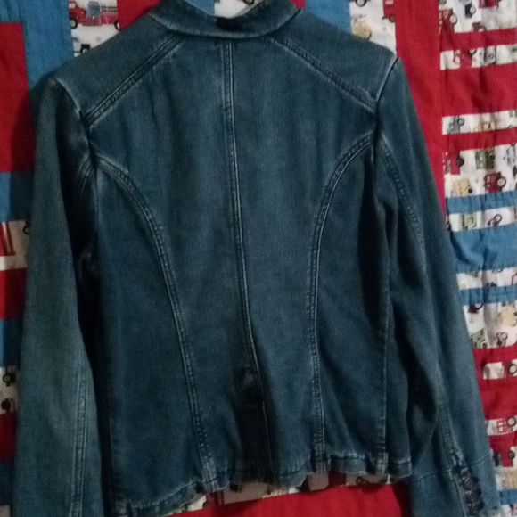 Jean jacket - Picture 3 of 3